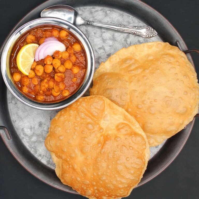 Chana Bhatura
